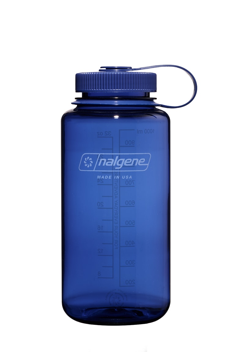 Nalgene product detail: 32oz Wide Mouth Bottle J2 — 32oz Wide Mouth Bottle
