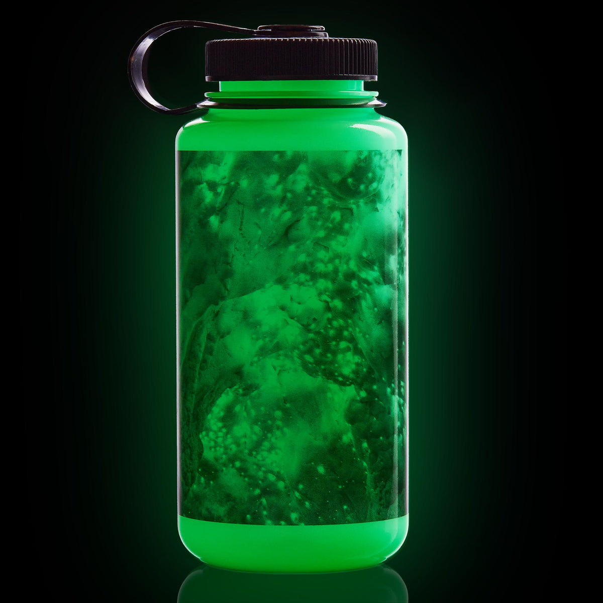 Nalgene product image: 32oz WM Glo Wyld Y0 — 32oz WM Glo Wyld