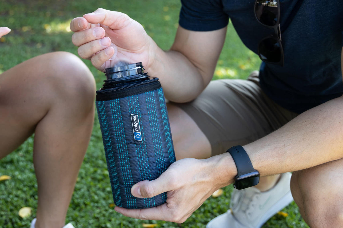 Nalgene product view: 32oz Insulated Sleeve I4 — 32oz Insulated Sleeve